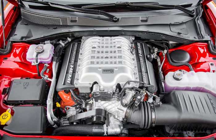 2023 Dodge Challenger Engine