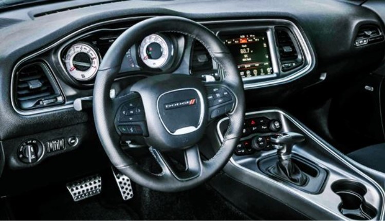 New 2022 Dodge Charger RT Interior