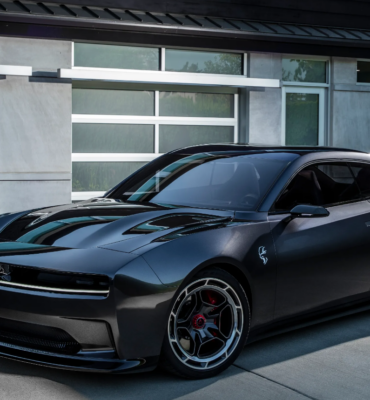 2025 Dodge Challenger: A Modern Muscle Car with Electric Power