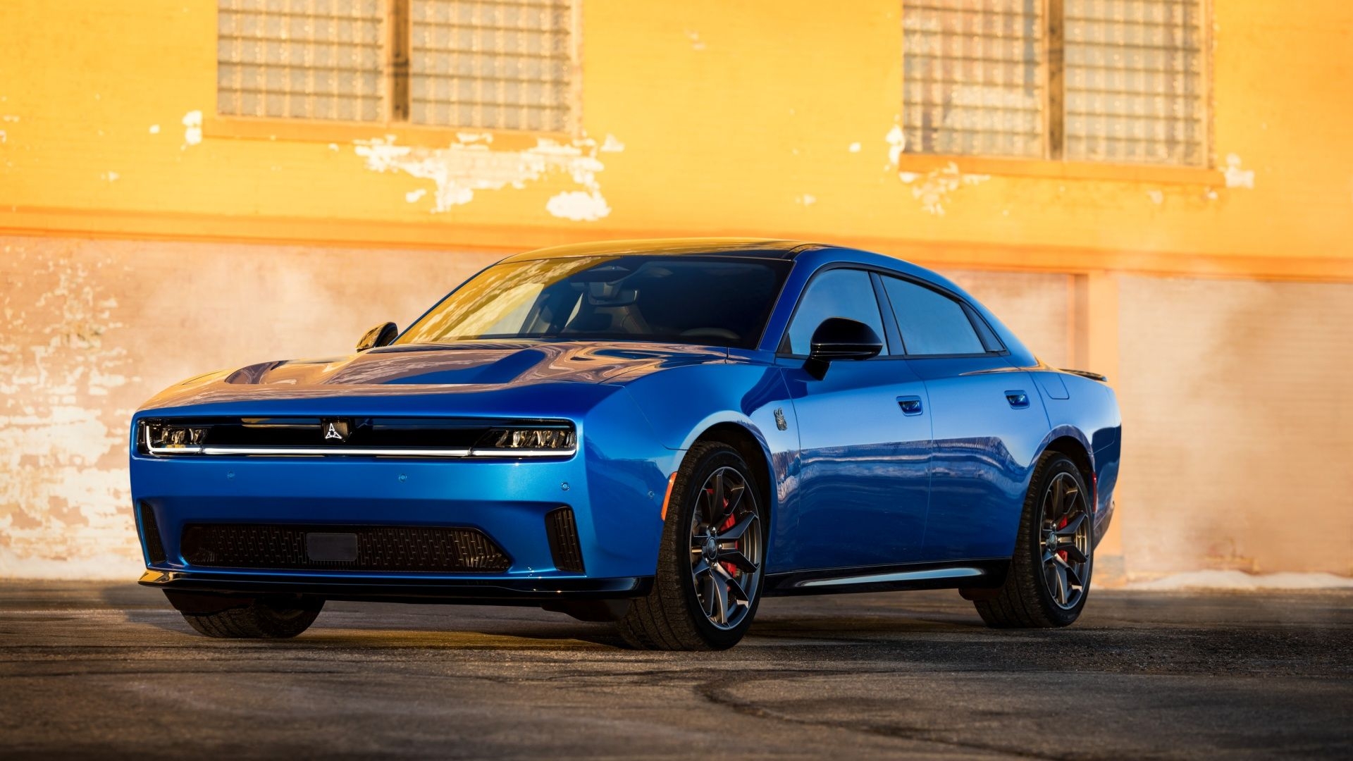 2026 Dodge Charger Daytona Sedan Debuts With 670 HP 2026 Dodge Charger Daytona Sedan Debuts With 670 HP